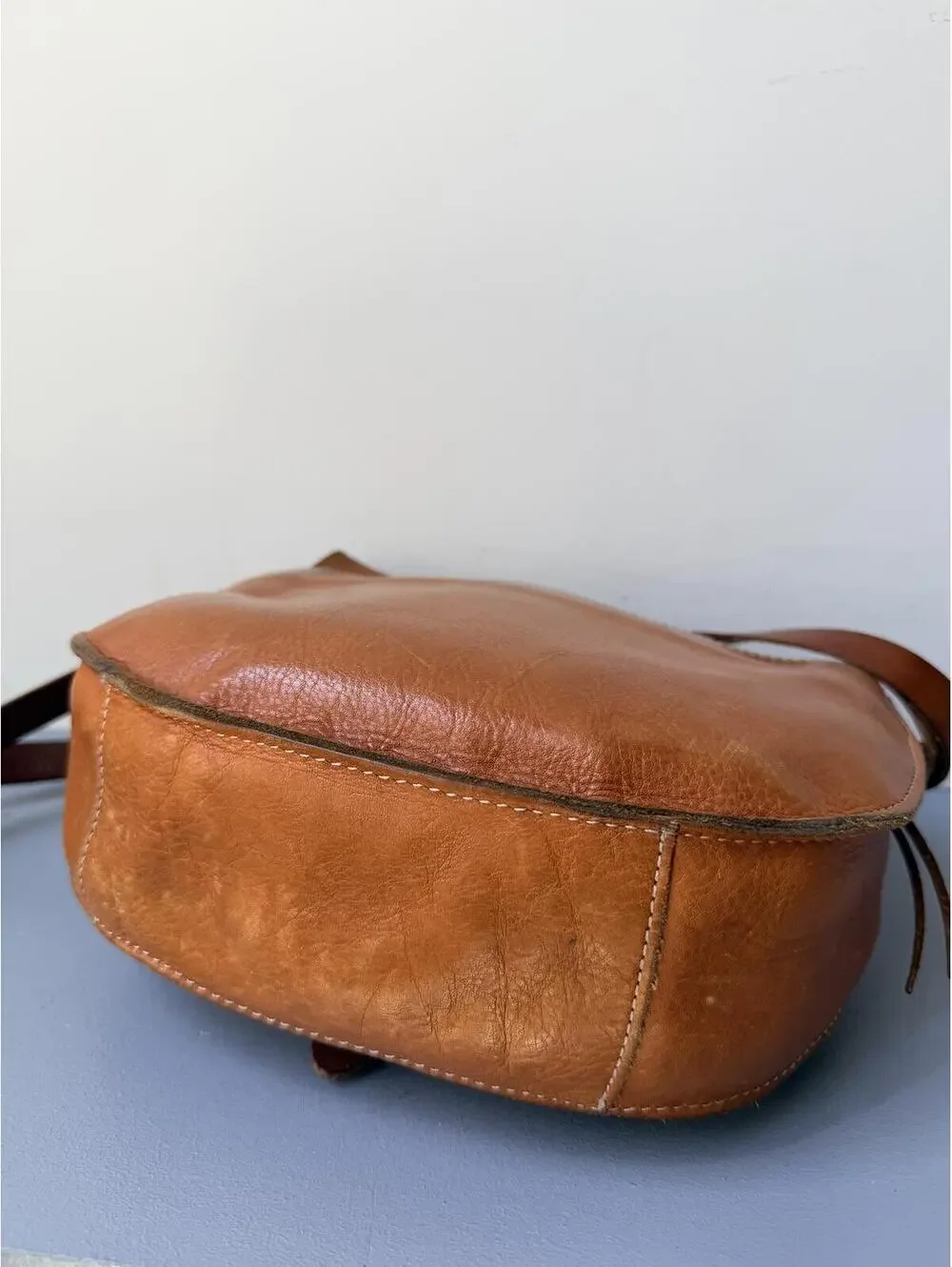 Madewell Cognac Leather Saddle Crossbody Bag - Picture 2 of 9